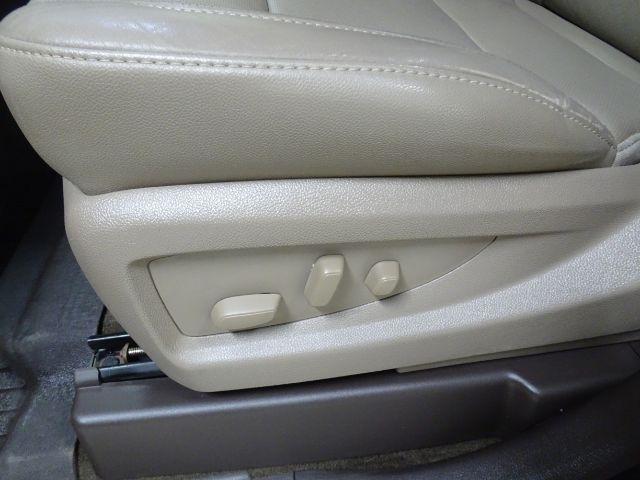 GMC Sierra 1500 4WD Crew Cab 143.5" SLT 2017