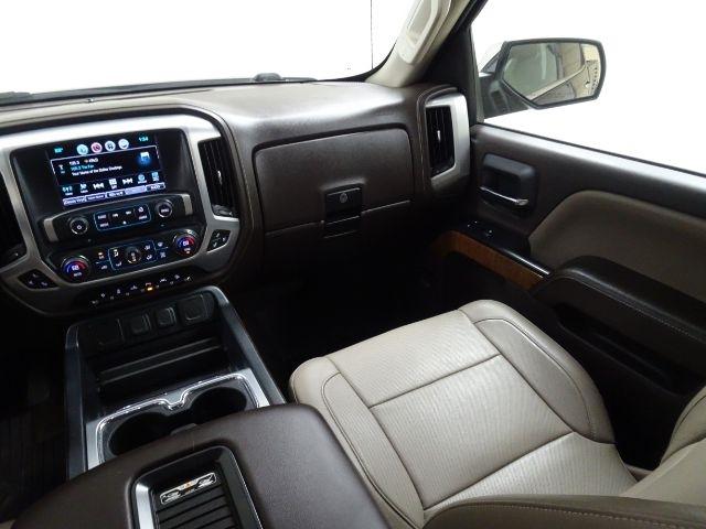 GMC Sierra 1500 4WD Crew Cab 143.5" SLT 2017