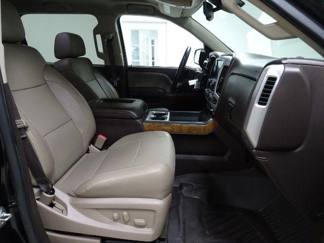 GMC Sierra 1500 4WD Crew Cab 143.5" SLT 2017