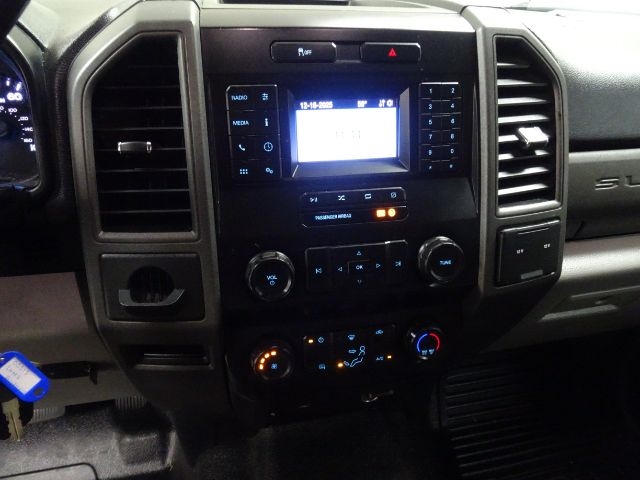 Ford Super Duty F-250 SRW Lariat 2WD SuperCab 8' Box 2020