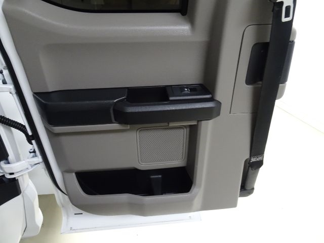 Ford Super Duty F-250 SRW Lariat 2WD SuperCab 8' Box 2020