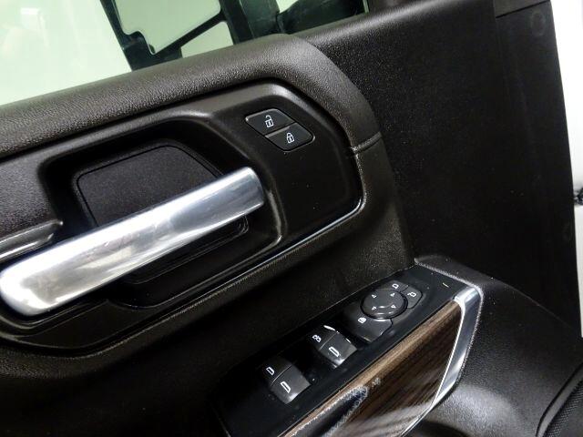 Chevrolet Silverado 2500HD 4WD Crew Cab 159" LT 2023