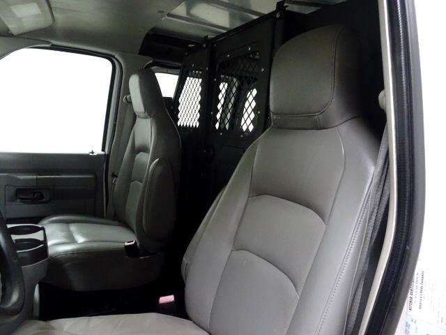 Ford Econoline Cargo Van E-150 Recreational 2009