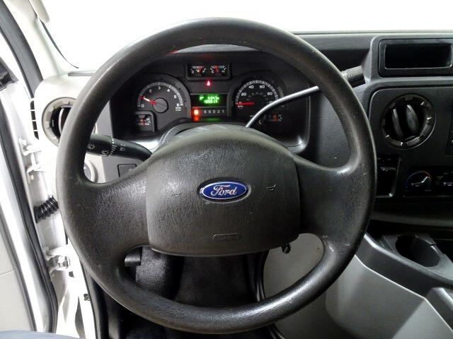 Ford Econoline Cargo Van E-150 Recreational 2009