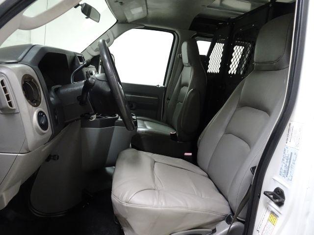 Ford Econoline Cargo Van E-150 Recreational 2009