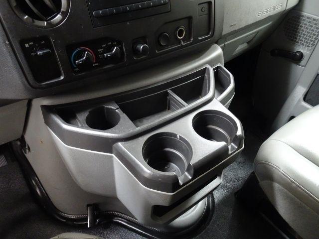 Ford Econoline Cargo Van E-150 Recreational 2009