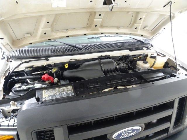 Ford Econoline Cargo Van E-150 Recreational 2009