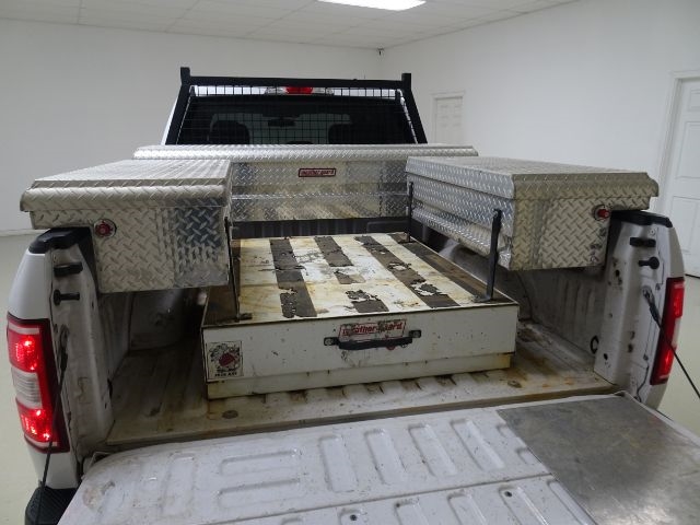 Ford F-150 Lariat 2WD SuperCab 8' Box 2018