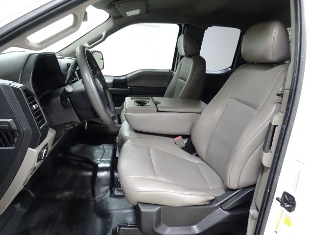 Ford F-150 Lariat 2WD SuperCab 8' Box 2018