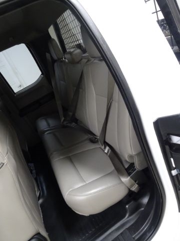 Ford F-150 Lariat 2WD SuperCab 8' Box 2018