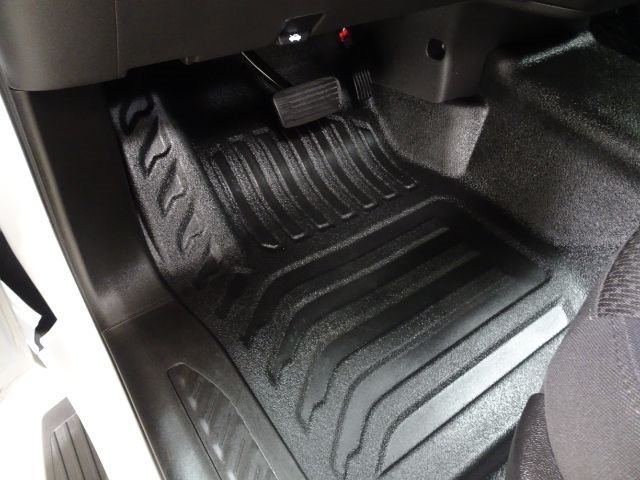 Chevrolet Silverado 1500 4WD Reg Cab 126" Work Truck 2025