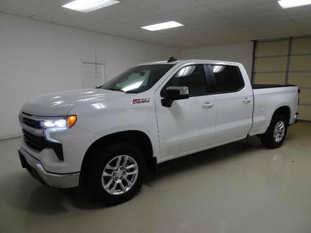 Chevrolet Silverado 1500 4WD Crew Cab 157" LT 2023