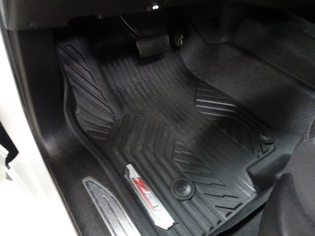 Chevrolet Silverado 1500 4WD Crew Cab 157" LT 2023