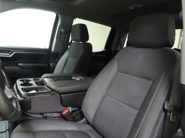 Chevrolet Silverado 1500 4WD Crew Cab 157" LT 2023