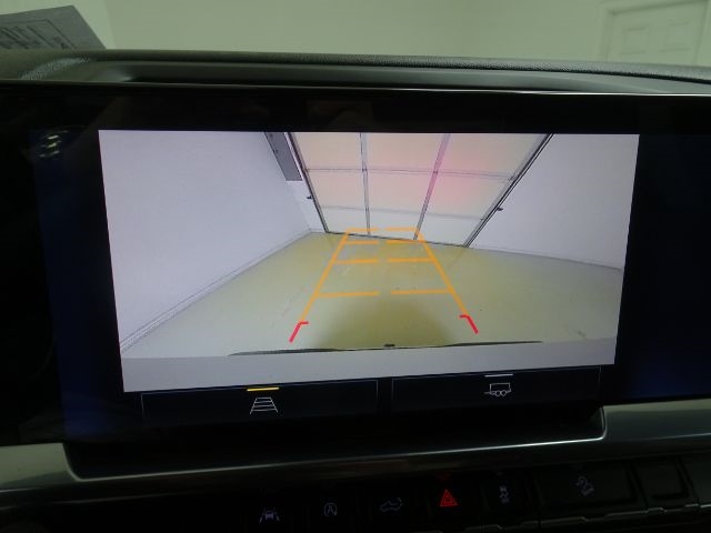 Chevrolet Silverado 1500 4WD Crew Cab 157" LT 2023