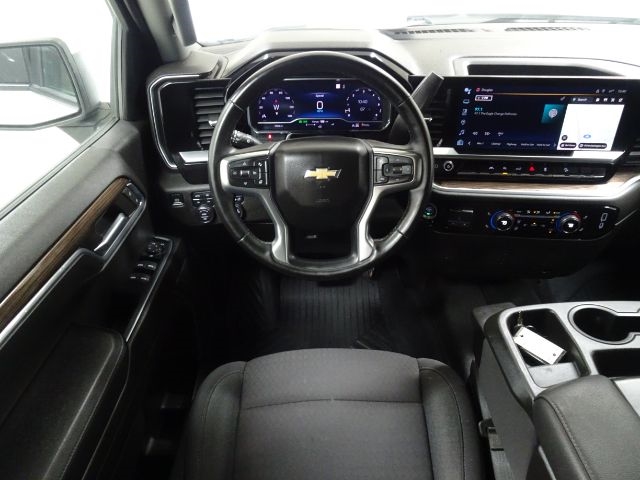 Chevrolet Silverado 1500 4WD Crew Cab 157" LT 2023