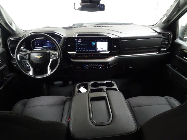 Chevrolet Silverado 1500 4WD Crew Cab 157" LT 2023