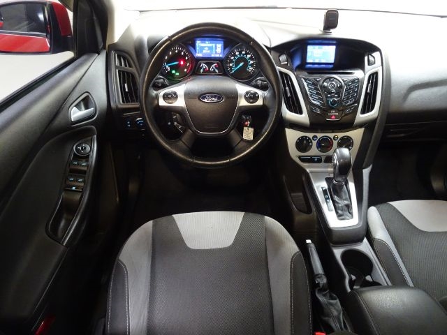 Ford Focus 4dr Sdn SE 2014