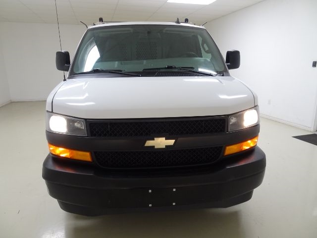 Chevrolet Express Cargo Van RWD 2500 135" 2020