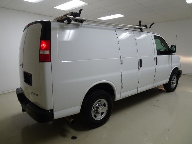 Chevrolet Express Cargo Van RWD 2500 135" 2020