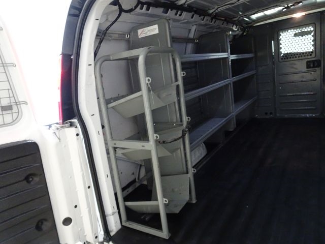 Chevrolet Express Cargo Van RWD 2500 135" 2020