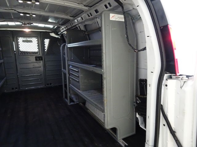 Chevrolet Express Cargo Van RWD 2500 135" 2020