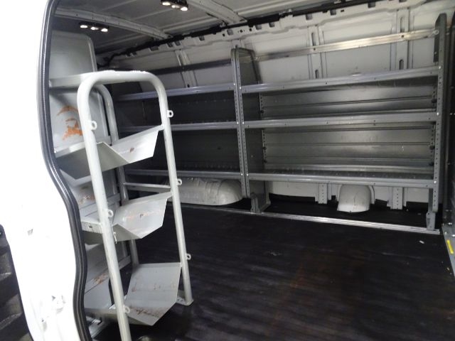 Chevrolet Express Cargo Van RWD 2500 135" 2020