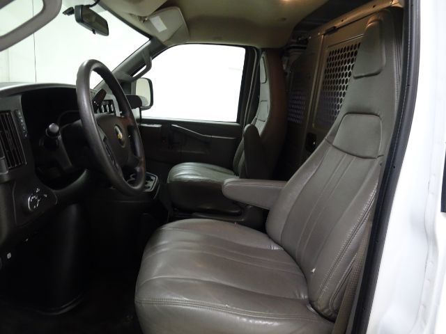 Chevrolet Express Cargo Van RWD 2500 135" 2020