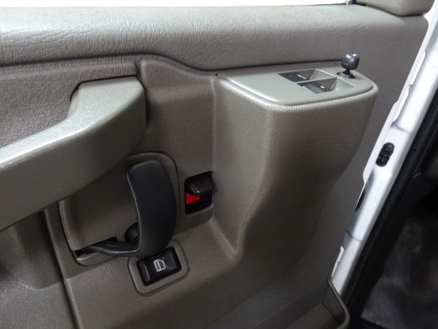 Chevrolet Express Cargo Van RWD 2500 135" 2020