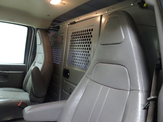 Chevrolet Express Cargo Van RWD 2500 135" 2020