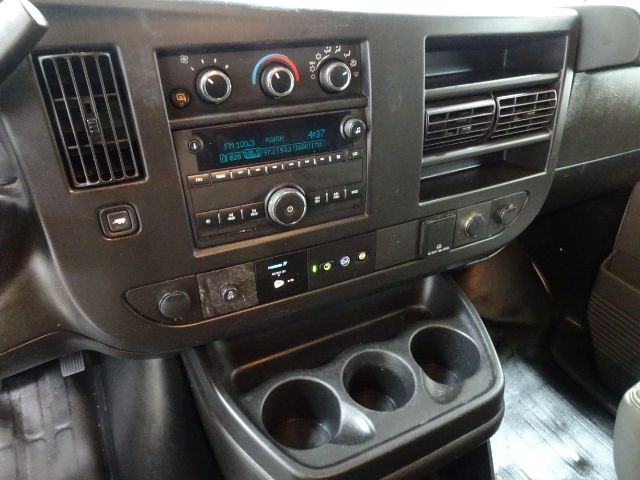 Chevrolet Express Cargo Van RWD 2500 135" 2020