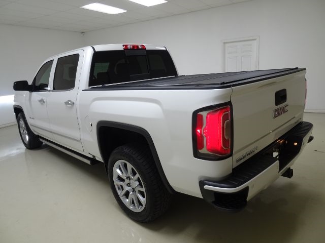 GMC Sierra 1500 4WD Crew Cab 143.5" Denali 2017
