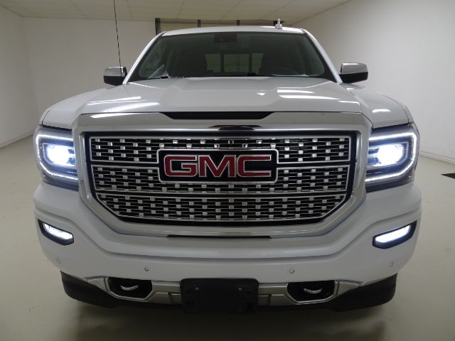 GMC Sierra 1500 4WD Crew Cab 143.5" Denali 2017