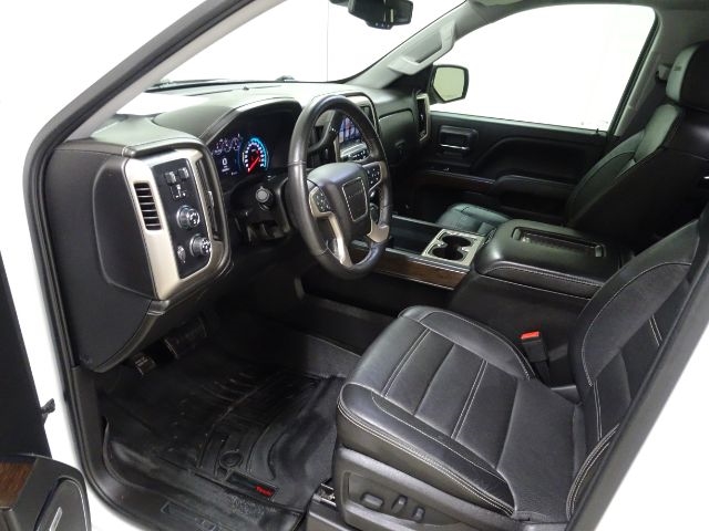 GMC Sierra 1500 4WD Crew Cab 143.5" Denali 2017