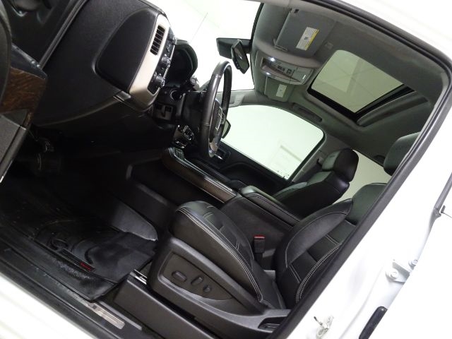 GMC Sierra 1500 4WD Crew Cab 143.5" Denali 2017