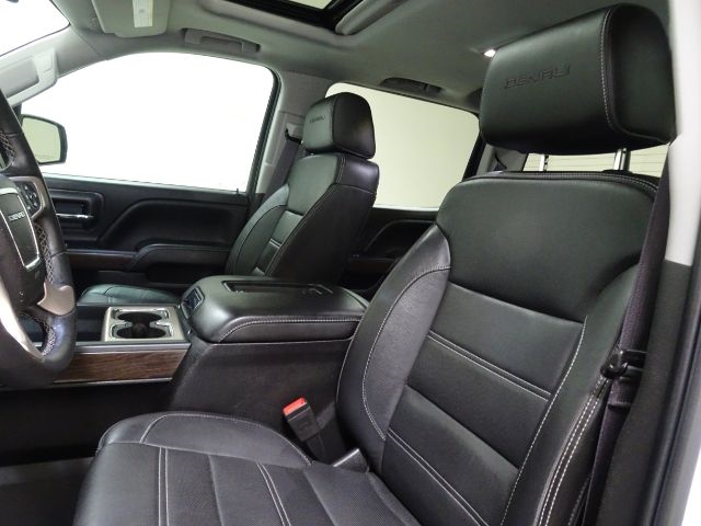 GMC Sierra 1500 4WD Crew Cab 143.5" Denali 2017
