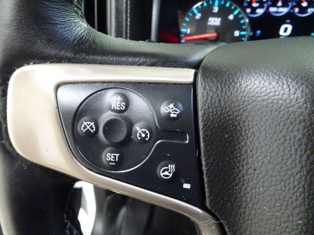 GMC Sierra 1500 4WD Crew Cab 143.5" Denali 2017