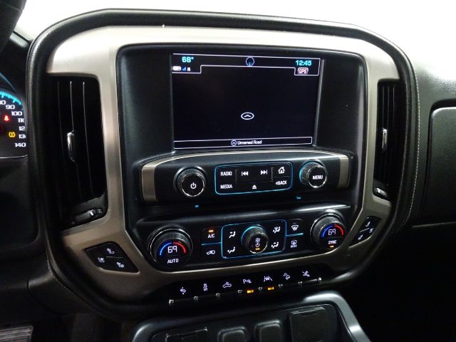 GMC Sierra 1500 4WD Crew Cab 143.5" Denali 2017