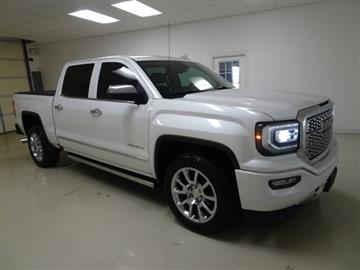 2017 GMC Sierra 1500 4WD Crew Cab 143.5" Denali
