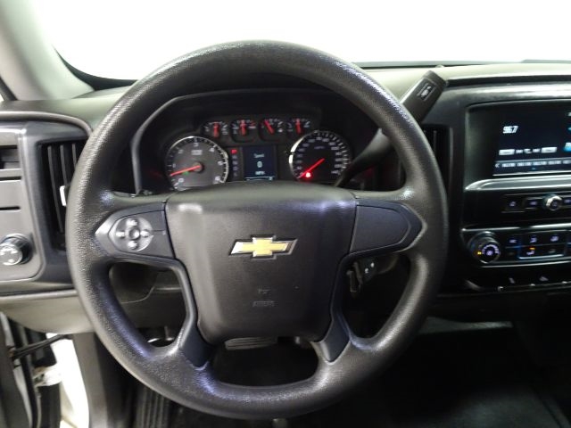 Chevrolet Silverado 1500 2WD Crew Cab 143.5" LS 2018