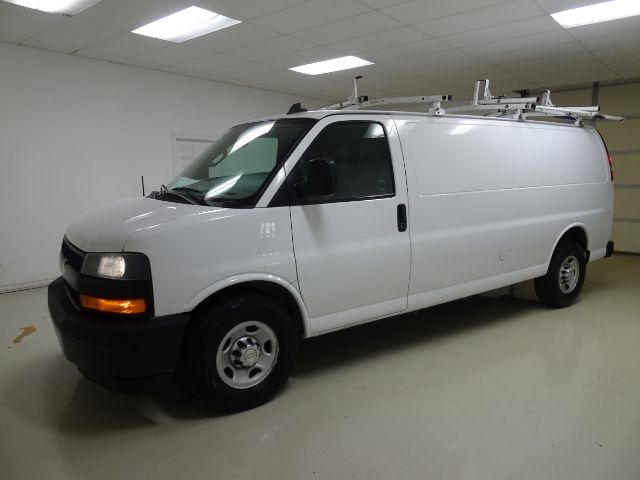 Chevrolet Express Cargo Van RWD 2500 155" 2019
