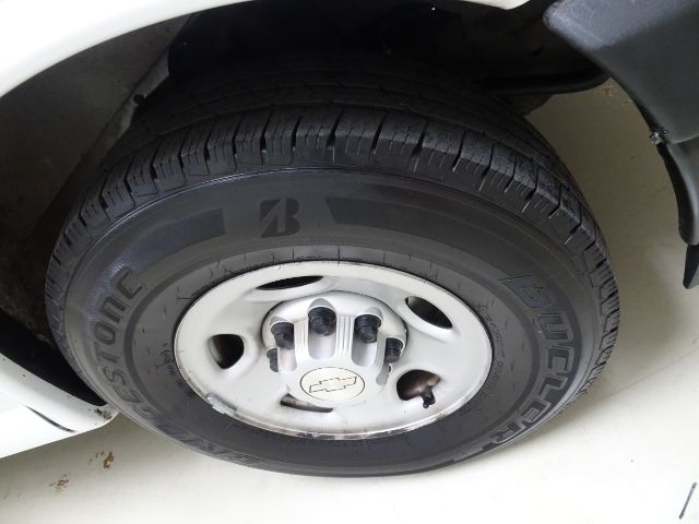 Chevrolet Express Cargo Van RWD 2500 155" 2019