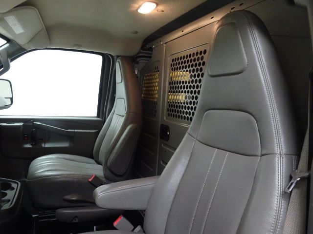 Chevrolet Express Cargo Van RWD 2500 155" 2019