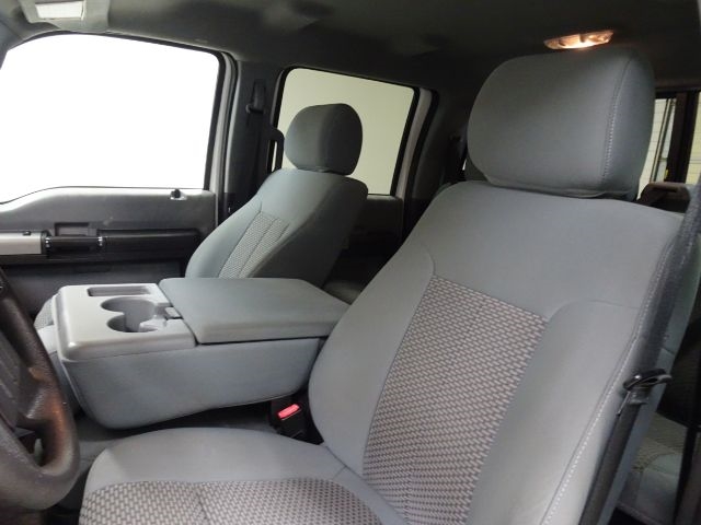 Ford Super Duty F-250 SRW 2WD Crew Cab 156" King Ranch 2015