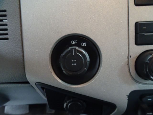 Ford Super Duty F-250 SRW 2WD Crew Cab 156" King Ranch 2015