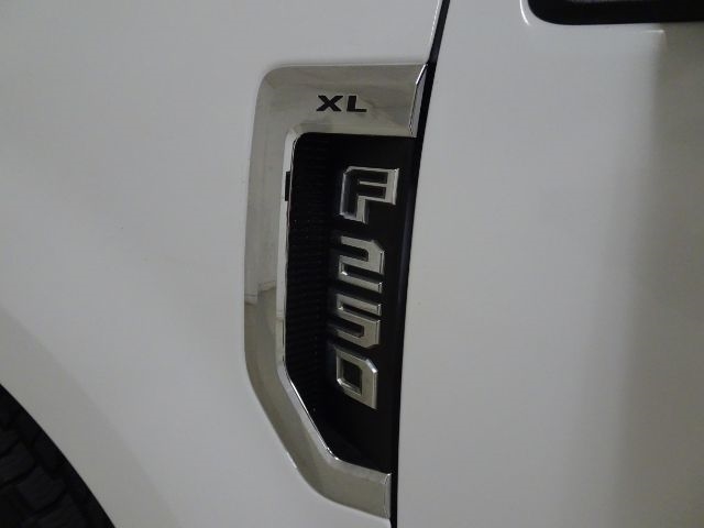 Ford Super Duty F-250 SRW Lariat 2WD SuperCab 8' Box 2019