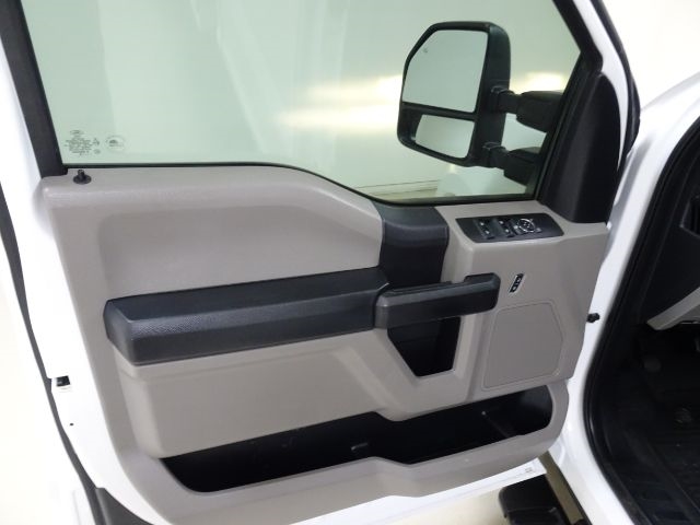 Ford Super Duty F-250 SRW Lariat 2WD SuperCab 8' Box 2019