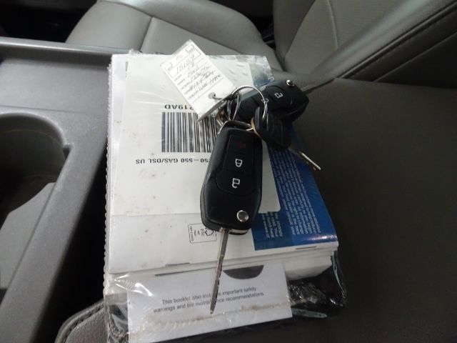 Ford Super Duty F-250 SRW Lariat 2WD SuperCab 8' Box 2019