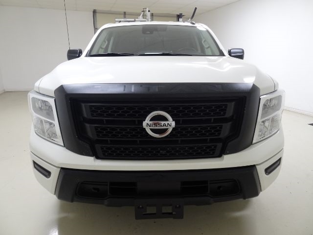Nissan Titan 4x2 Crew Cab S 2021