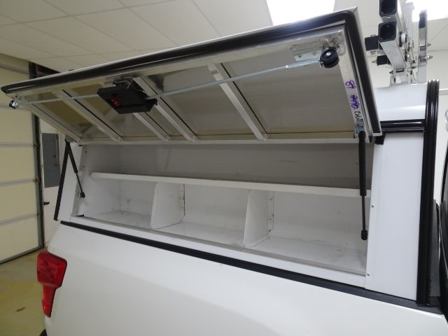 Nissan Titan 4x2 Crew Cab S 2021